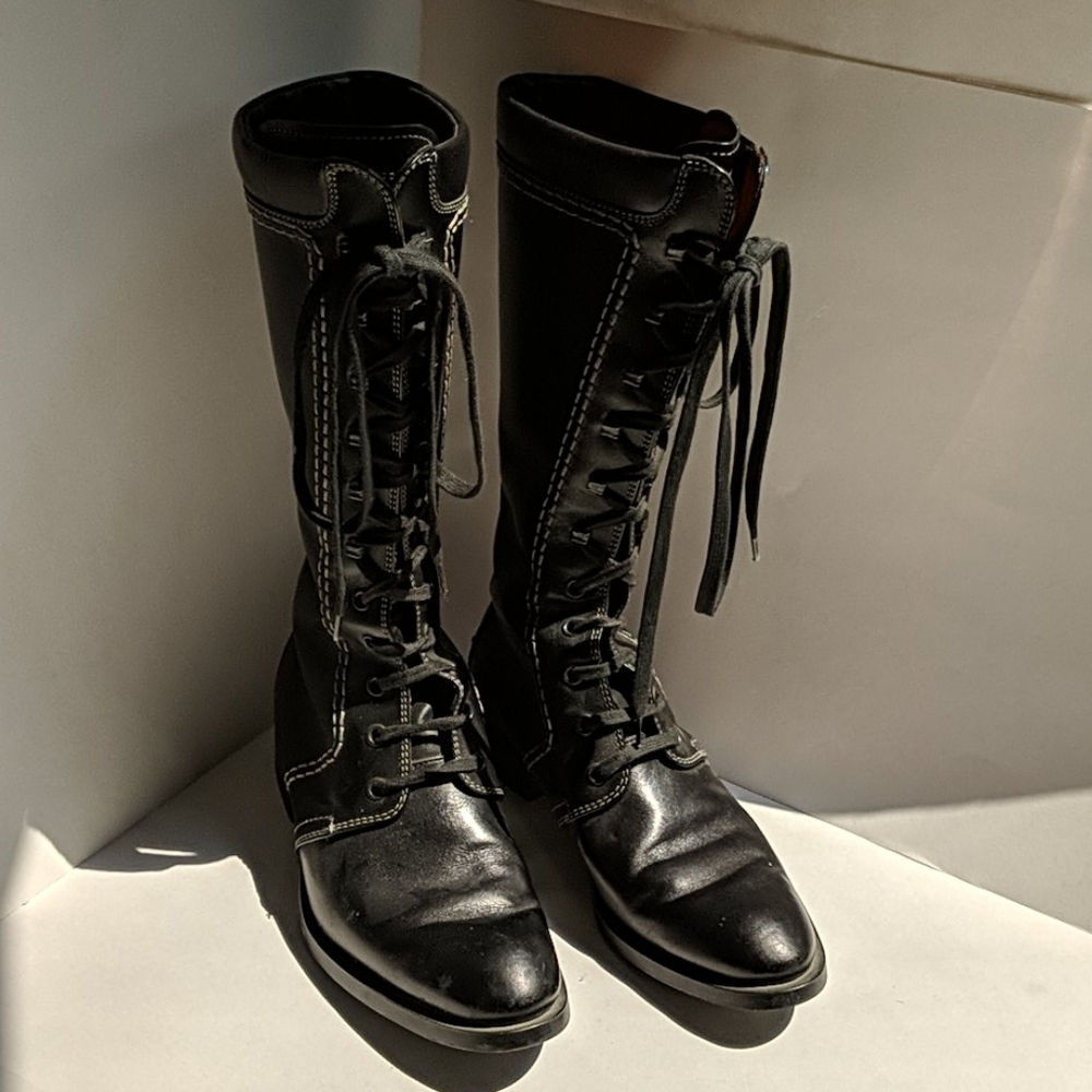 Tod's lace up combat boots black